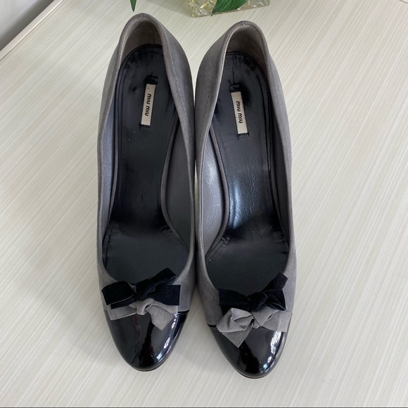 Miu Miu Bow Embellished Cap Toe Suede Pump Heel - Picture 3 of 9